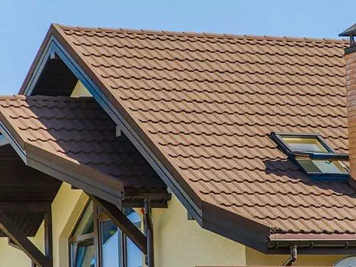 Монтаж (укладка) композитной черепицы в Минске и области