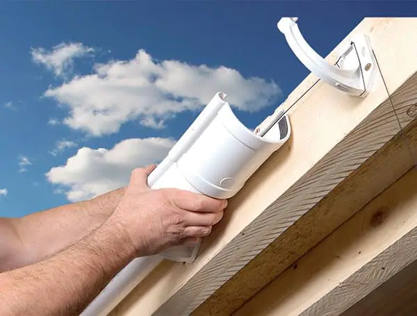 Монтаж водосточной системы